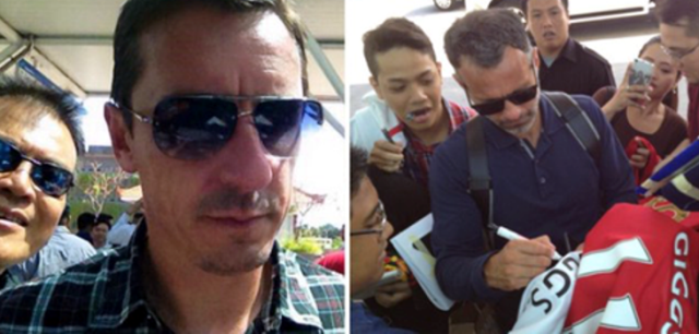 Ryan Giggs dan Gary Neville Berlibur di Bali