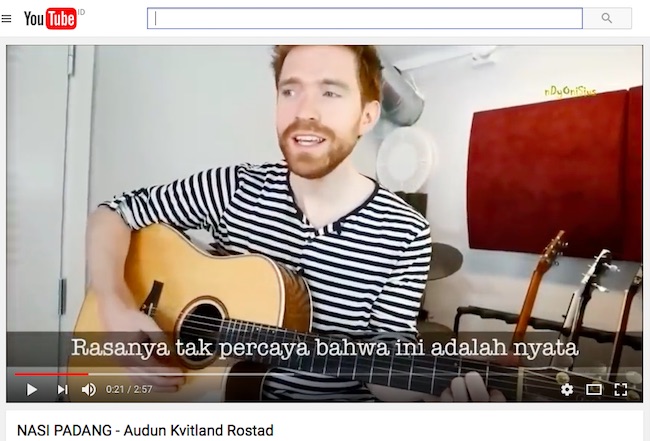 Bule Norwegia Bikin Lagu soal Nasi Padang, Keren…..