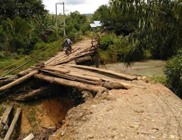 Jembatan Putus, Ulu Talo Terisolir