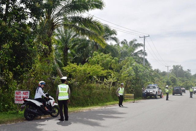 Belasan Pengendara Ditilang