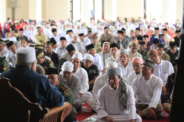 Serukan Kedamaian, Gelar Salat Istighosah