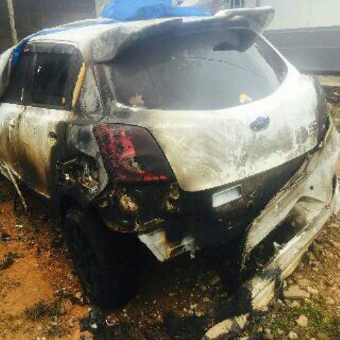 Terparkir, Mobil Terbakar