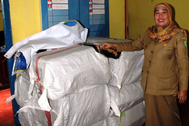 Perpustakaan Dapat Bantuan Buku