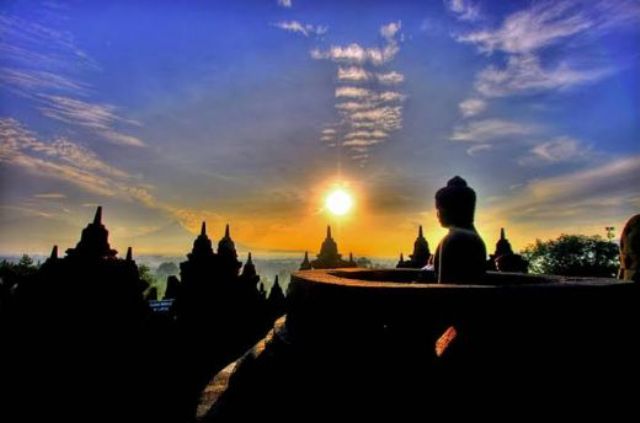 Menguak Misteri dan Keunikan Candi Borobudur