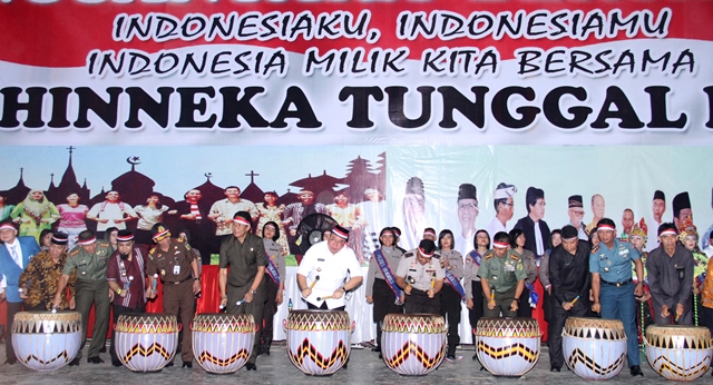 Nusantara Bersatu, Perkokoh NKRI, Ribuan Massa Ikuti Do’a Lintas Agama