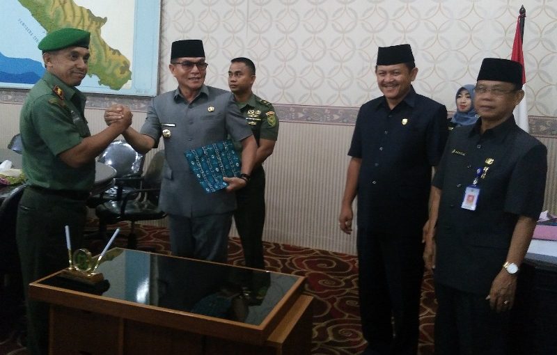 Kegiatan TMMD Diserahkan ke Bupati