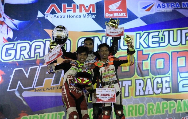 Tutup Musim Balap 2016, Pebalap Honda Sabet 4 Gelar Juara di Grand Final Motoprix 2016