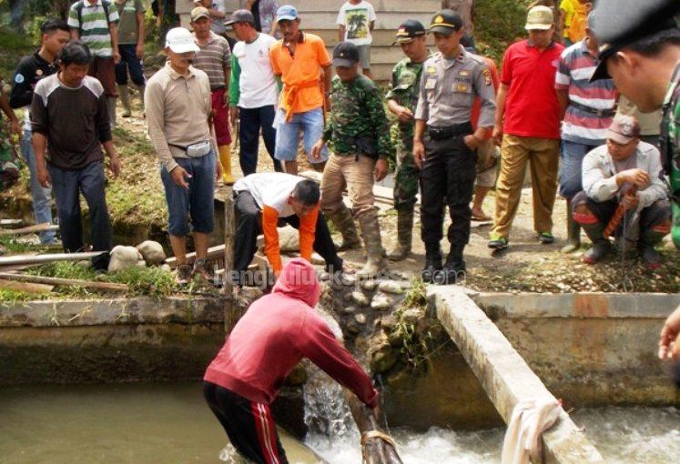 Giliran KAD Kedurang Ditertibkan