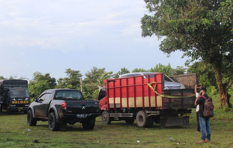 Simpatisan Duo Ferry Babak Belur