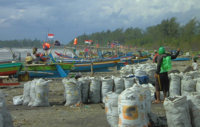 Nelayan Butuh Kapal Berbobot Besar