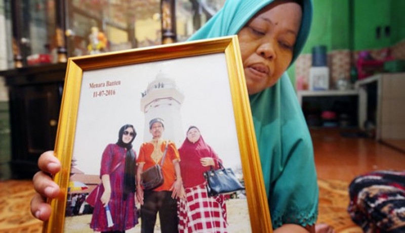 Misteri Syuting Siti Aisyah, Dandanan kayak Orang Gila