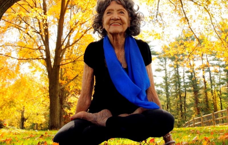 Tao Porchon-Lynch, Instruktur Yoga Tertua Dunia