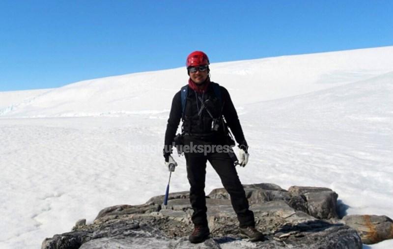 Nugroho Imam Setiawan, Dosen Geologi UGM Peneliti Antartika
