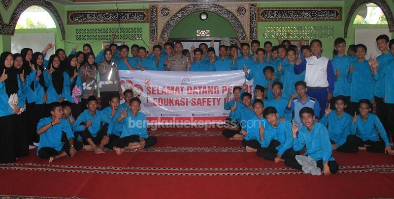 Astra Motor Edukasi Safety Riding Siswa SMAN 2 Bengkulu