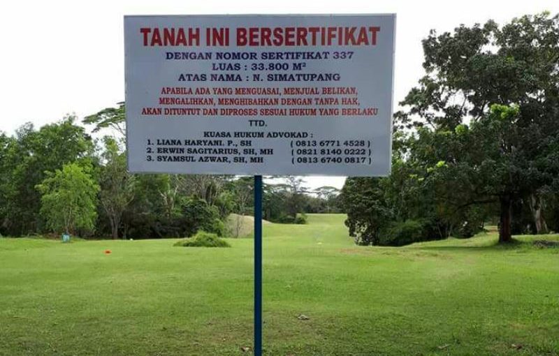 Lapangan Golf Diklaim Milik Pribadi