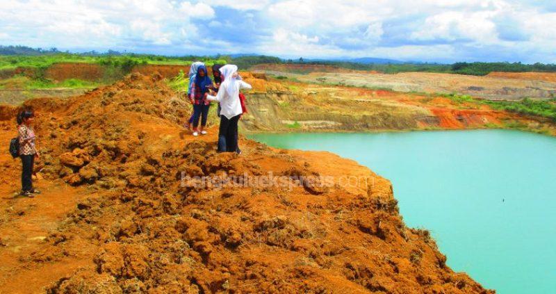 Eks Tambang Belum Direklamasi