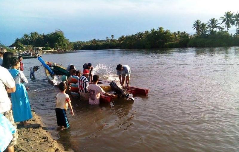 Muara Dangkal, 2 Perahu Nelayan Karam