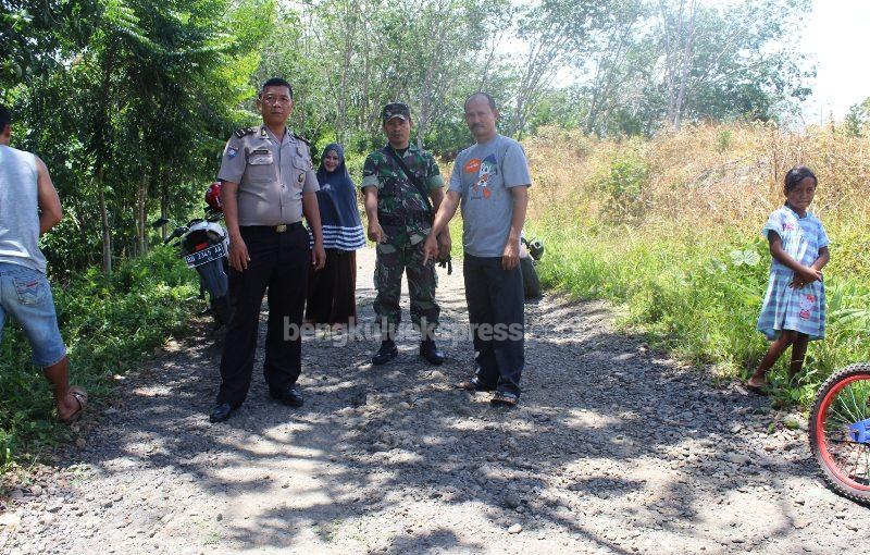 Jalan Kabupaten Rusak Berat Sepanjang 3 Kilometer