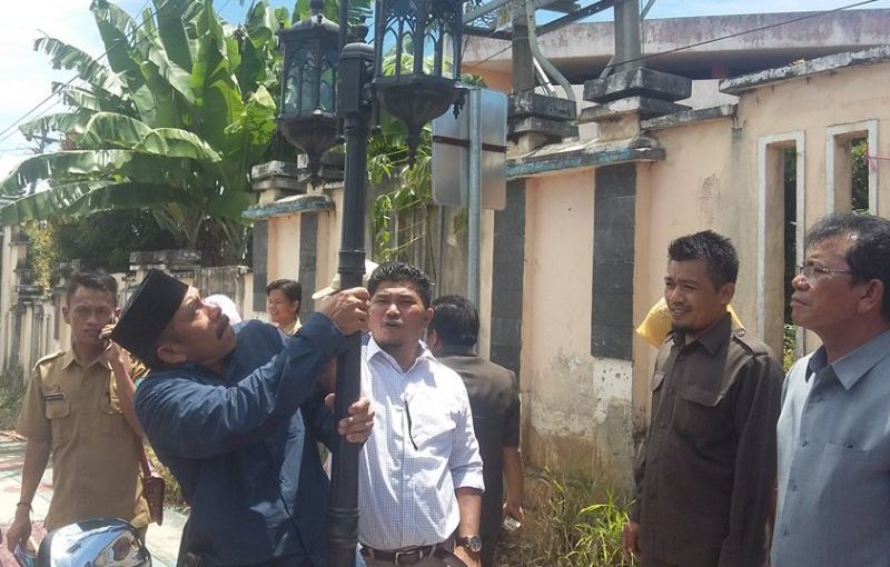 Sidak Komisi II DPRD Kota, Dewan Temukan Pagar Beton di Gang hingga Lampu Jalan Rusak