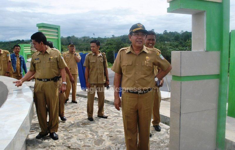 Sekda Instruksi Hidupan Lampu Taman