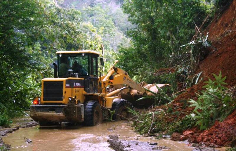 Jalur Lebong – Curup Kembali Longsor, Lalu Lintas Lumpuh 6 Jam