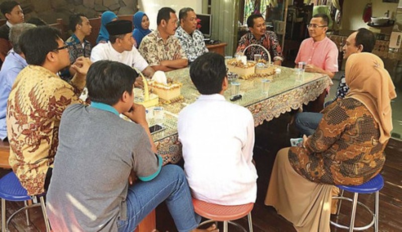 Pengurus Muhammadiyah Kunjungi Dahlan Iskan, Bahas Banyak Hal