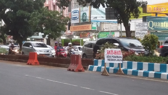 Penutupan Median Jalan Dibatalkan