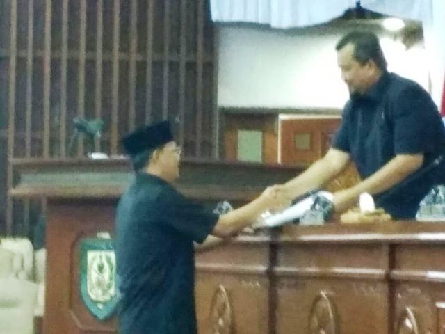 Jawaban Gubernur Terhadap Pandangan Fraksi Tentang LPJ APBD 2016