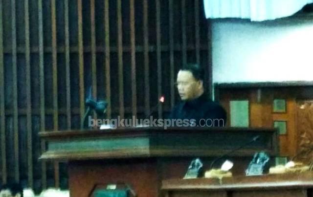 Penyampaian Pendapat Gubernur Bengkulu Terhadap Raperda Inisiatif DPRD