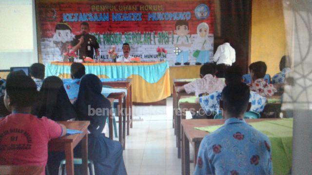 Berikan Penyuluhan Hukum Sejak Dini, Jaksa Masuk Sekolah