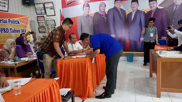 Berkas 4 Parpol Ini Masih Dikembalikan