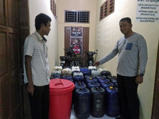 1.510 Liter BBM Mentah Disita