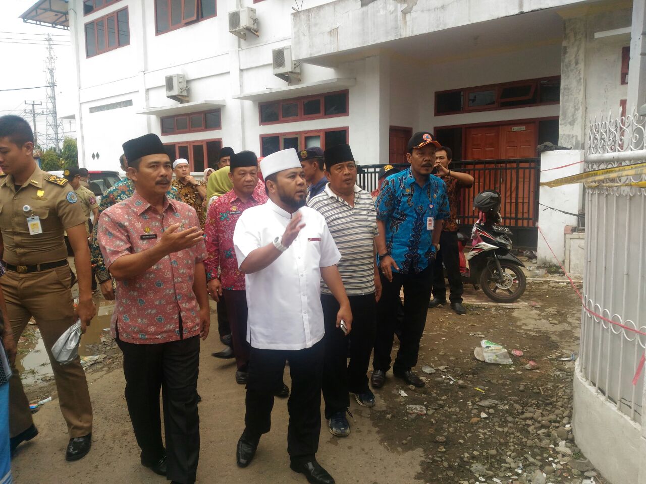 Selalu Ada Untuk Warga, Walikota Persilahkan Korban Kebakaran Tinggal Di Balai Kota