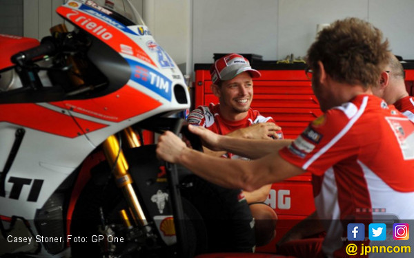Casey Stoner Kembali Beraksi Bersama Ducati