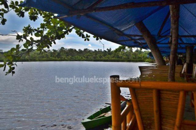 Keliling Danau Dendam Dibangun Jogging Track