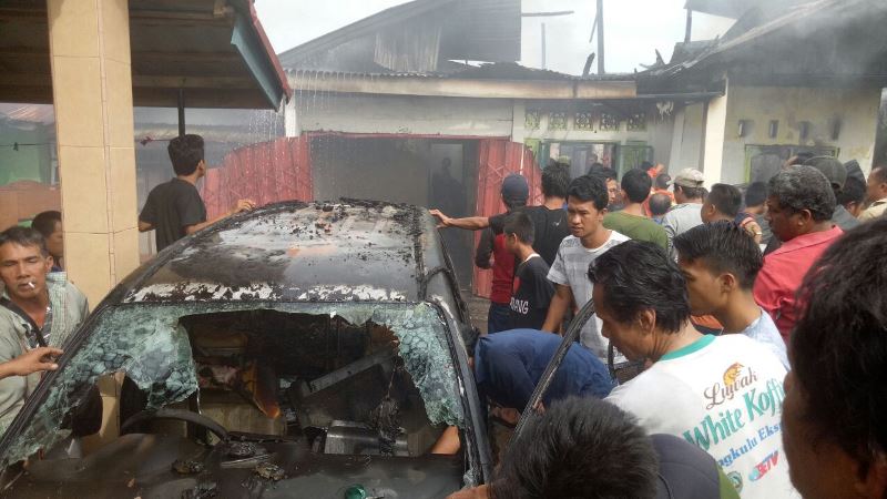 2 Rumah, 2 Bedengan dan  1 Unit Avanza Ludes Terbakar