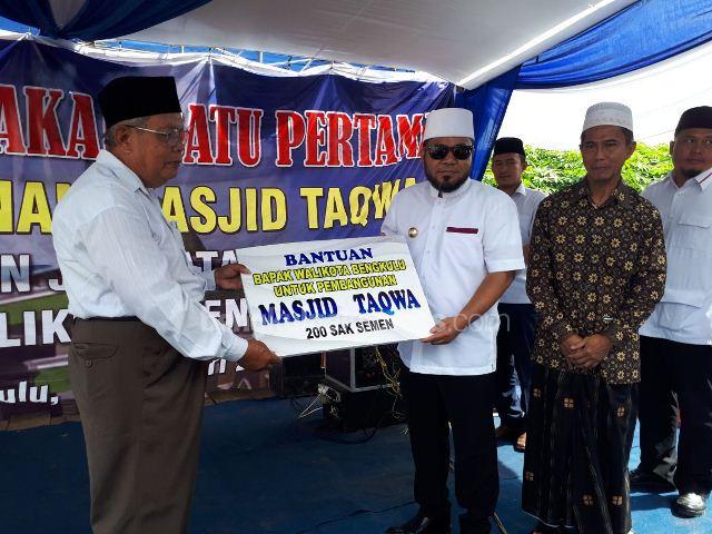 Walikota Apresiasi Usaha Warga Untuk Renovasi Masjid