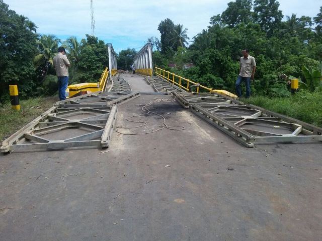 Jembatan TAP Diperbaiki , Bulan Depan Roda 4  Sudah Bisa Melintas