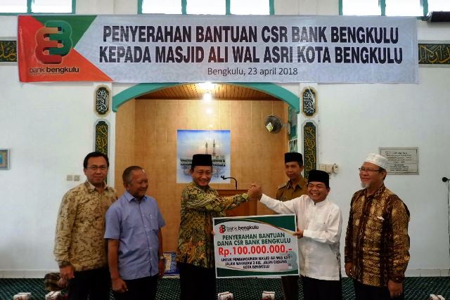 Bank Bengkulu Salurkan CSR Rp 100 Juta , Bantu Pembangunan  Masjid Ali Wal Asri