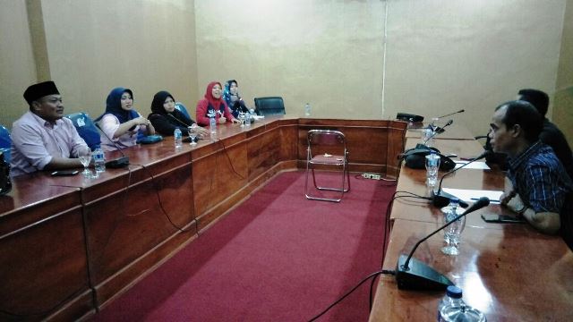 Desak Kepsek SDN 7 Dicopot , Sering Minta Pungutan dan Intimidasi