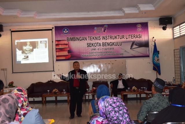 Kantor Bahasa Bengkulu Latih Instruktur Literasi TBM