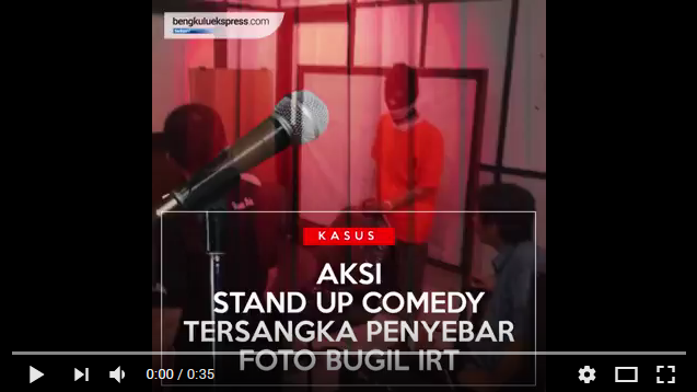 Aksi Stand Up Comedy Tersangka Penyebar Foto Bugil