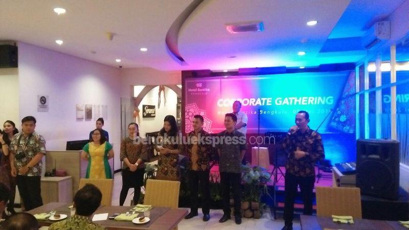 Pererat Silaturahmi, Hotel Santika Bengkulu Gelar Corporate Gathering