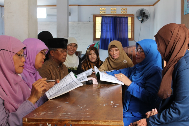 Surat Kelulusan SMP Diserahkan ke Walimurid