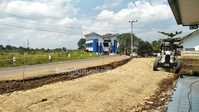 Jalan Perkantoran  Dibangun 2 Jalur , Pagar Kantor KPU Dirobohkan