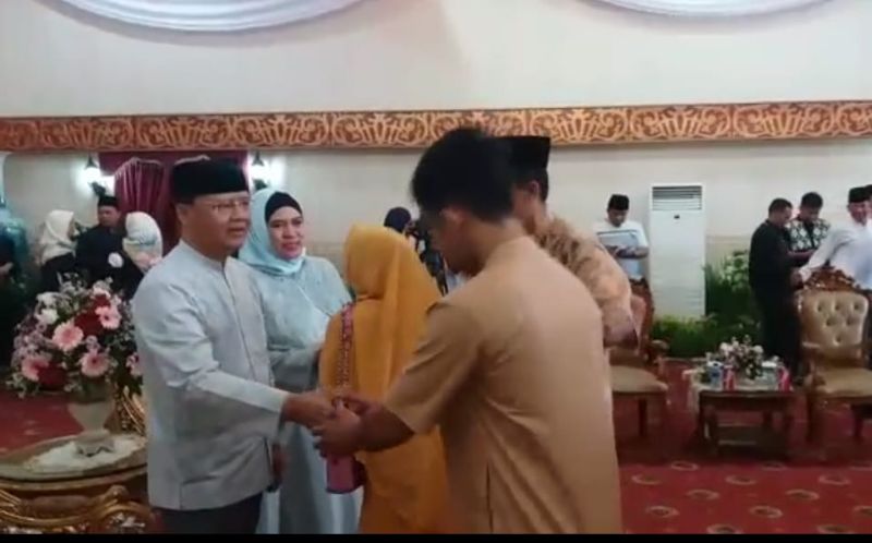 Plt. Gubernur Bengkulu: Open House Sarana Bersilaturahmi dengan Masyarakat