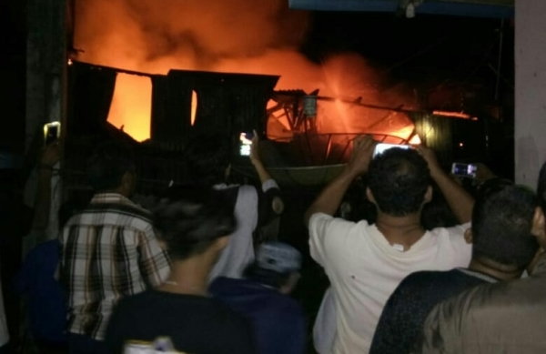 Mudik, Ruko Ludes Terbakar