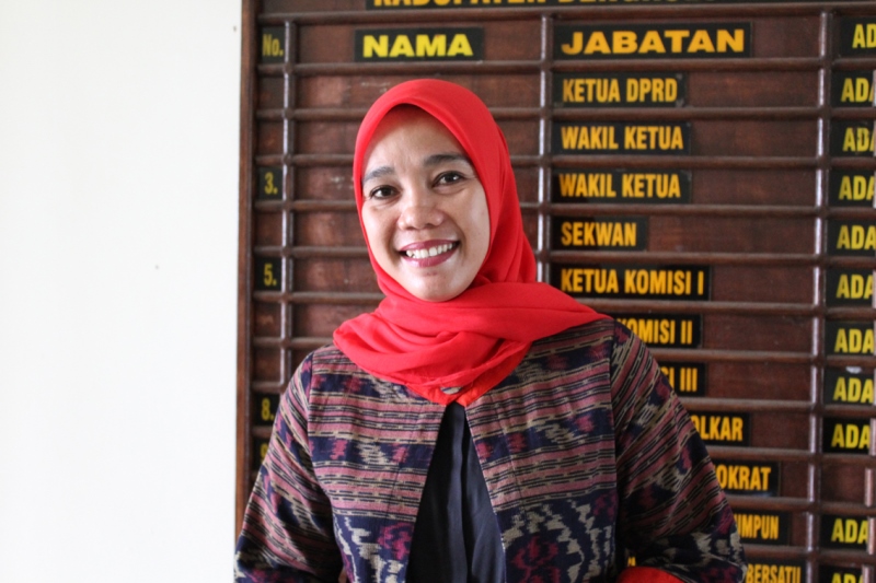 Istri Bupati Nyaleg  Lewat Gerindra