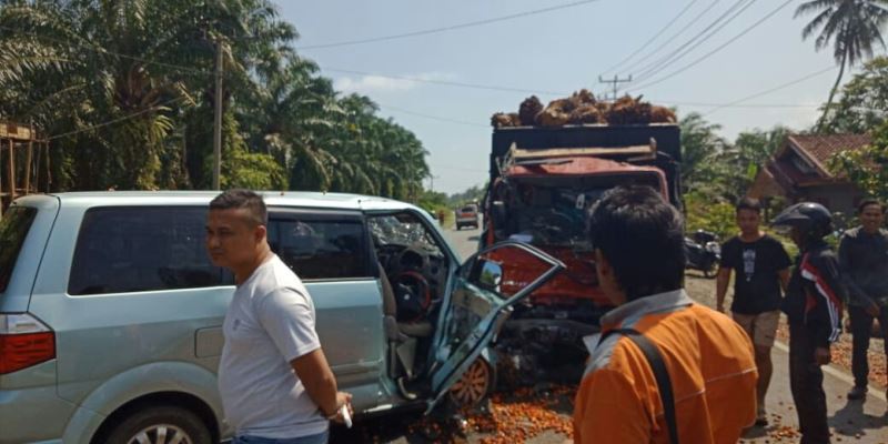 Pejalan Kaki Tewas  Ditabrak Honda Fit