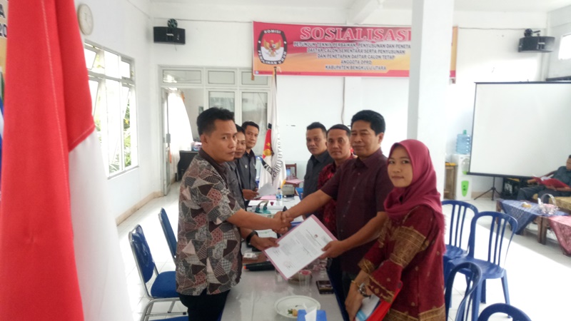 Dua Kader Gerindra Resmi ke PDIP